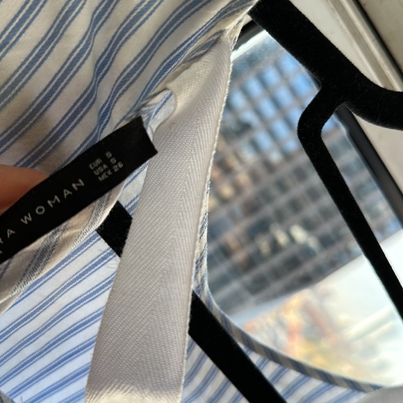 Zara size small striped blue and white shirt with with flared arms - Picture 7 of 7